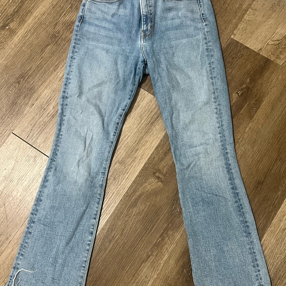 Veronica Beard Light Wash Skinny Flare High-Rise Jeans